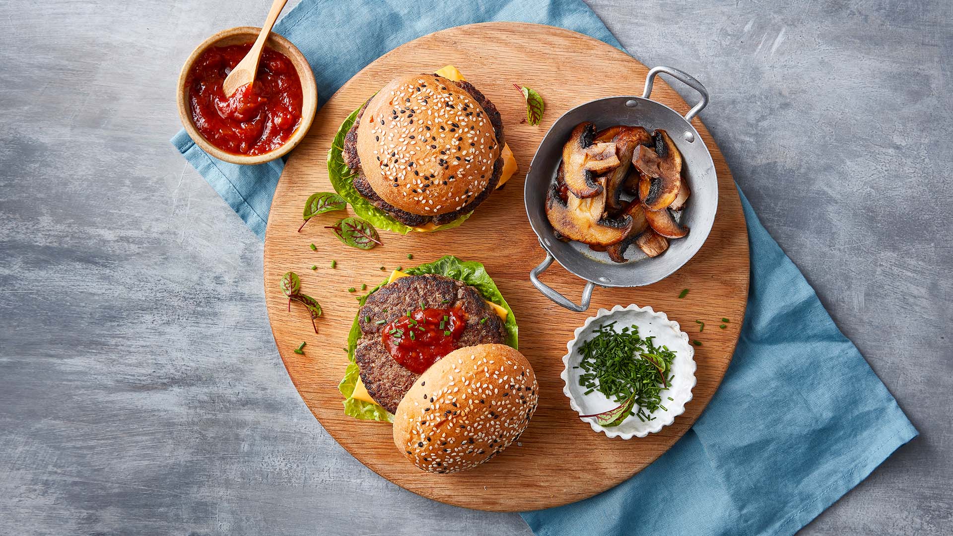 Mushroom beef burger