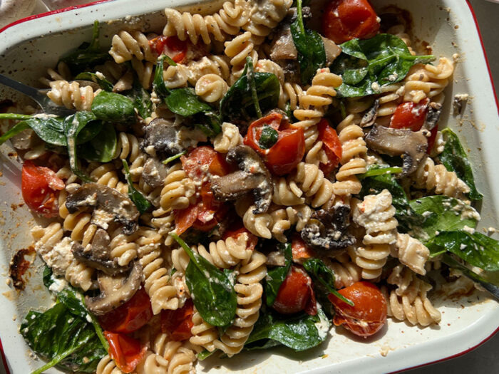 Easy One-Tray Baked Mushroom & Feta Pasta