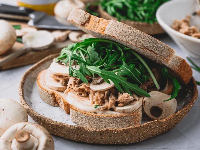 Tuna, rocket and raw mushroom sandwich